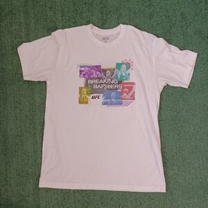 UFC Breaking Barriers T Shirt Size Large